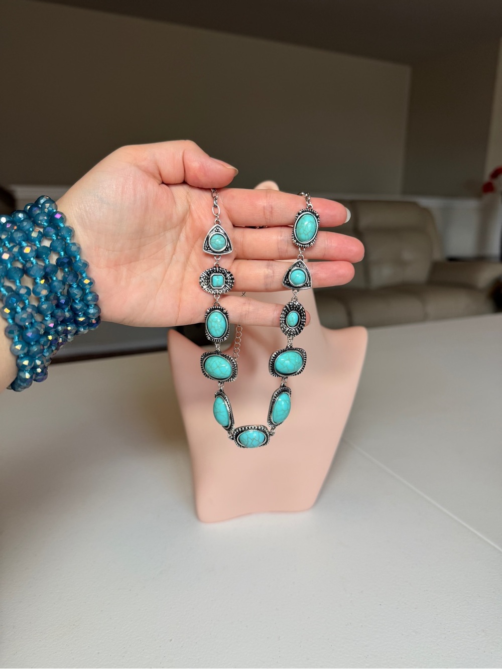 Western Turquoise Stone Silver Necklace - Picture 8 of 11